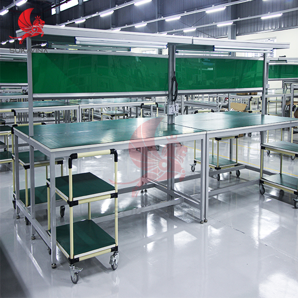 bàn thao tác khung thép sơn tĩnh điện